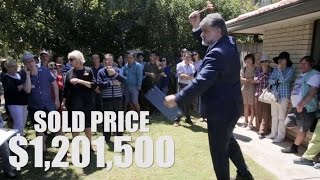 Auction Video - 25 Woodsiana Street, Robertson QLD 4109 - SOLD by Tom Zhang