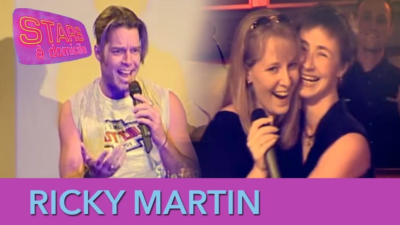 Ricky Martin vient chanter au karaoké avec une fan ! - Stars à domicile Ricky Martin vient chanter au karaoké avec une fan ! - Stars à domicile