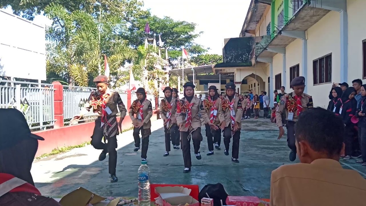 YEL YEL STEP DANCE SMPN 1 BATUKLIANG IAISC 2019 Se-Pulau Lombok