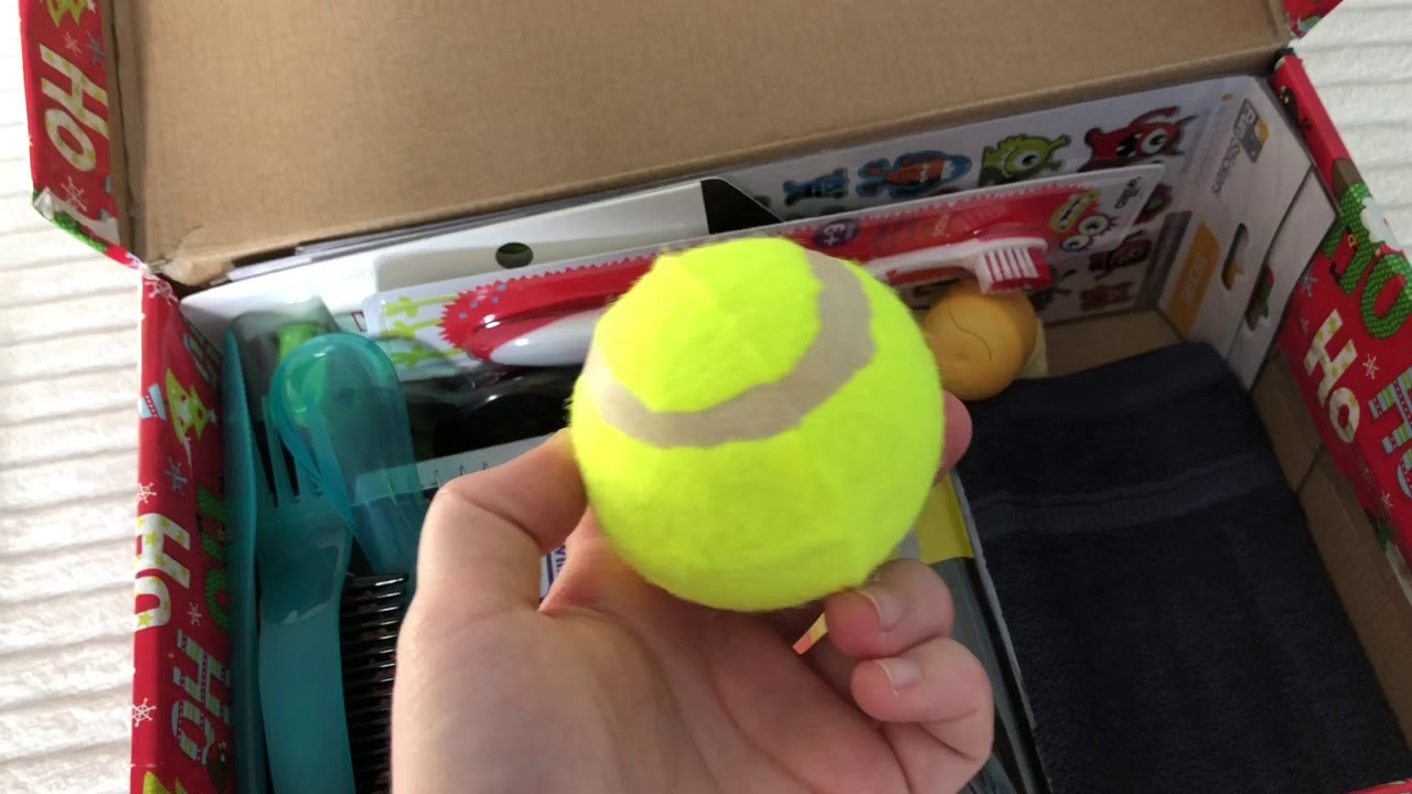 Operation christmas child Operation Christmas Child 2019 // Boy 5-9 box - YouTube