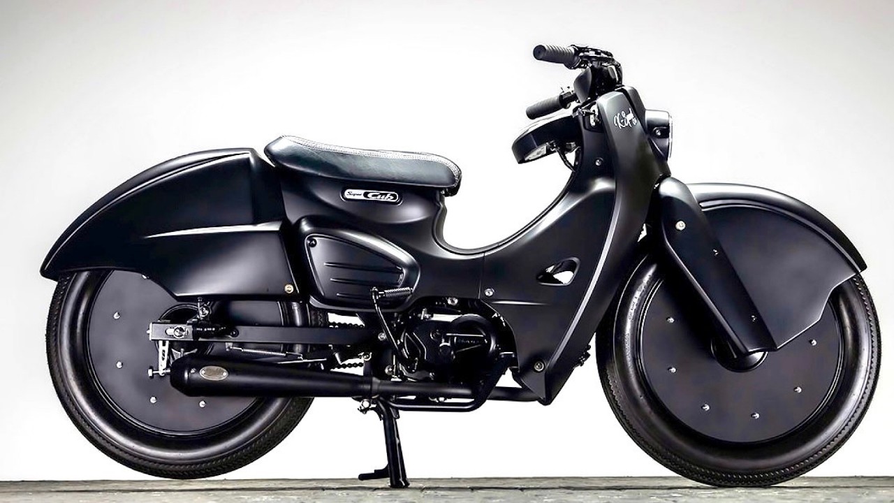 HONDA Super Cub 50 ブラック Why Did They Spend $24,000 On This Honda Super Cub? - YouTube