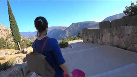 Delphi Δελφοί Navel world Omphalos Delphi Archaeological museum Bach Well Tempered Clavier Maurice C