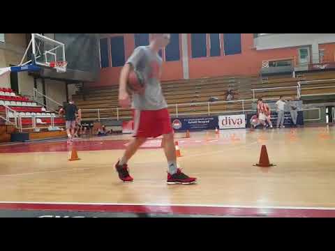 Ejercicios bote baloncesto - YouTube