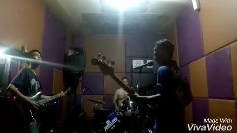 nyamuk yang bingung studio planet live cover