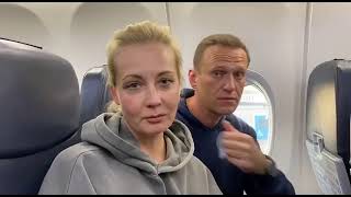 Жена Навального сказала фразу из Брат  2 "Мальчик водочки нам принеси мы домой летим"