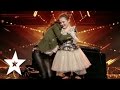 Girl Sings & Plays Piano With Her Feet! | GOLDEN BUZZER | Auditions Week 4 | Românii au talent