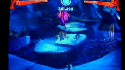 Sanon and Shini play Crash of the Titans Part 15