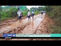 Demi Menuntut Ilmu, Siswa Rela Terjang Lumpur ke Sekolah Sejauh 5 Km
