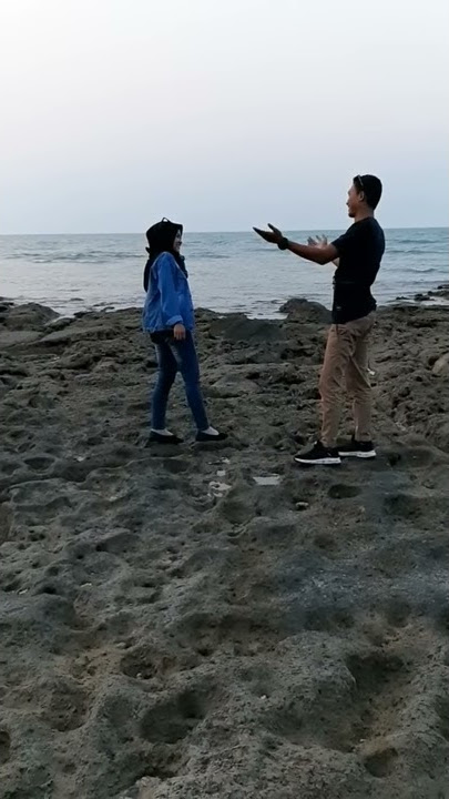 Story wa romantis di pantai