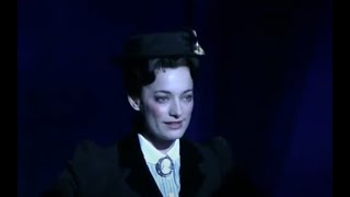 MARY POPPINS B&#39;way 2009 Laura Michelle Kelly &quot;Playing the Game&quot;