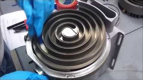 Scroll pump Tipseal change Part 7