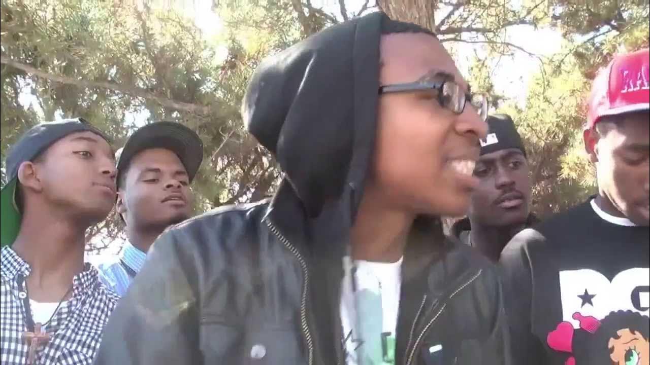 Dream team gif мем. Гифка с толпой афроамериканцев. Wrong number мем. Number so call me maybe. Call me мем.