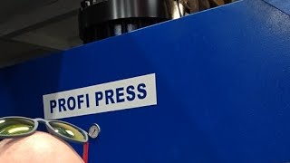 Hydraulic Press Bunker Live 1