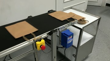 VFS-1000 Vertical Feeding System feeding shopping bags