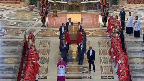 Pope Francis funeral: Coffin carried inside St. Peter's Basilica | Vatican TV
