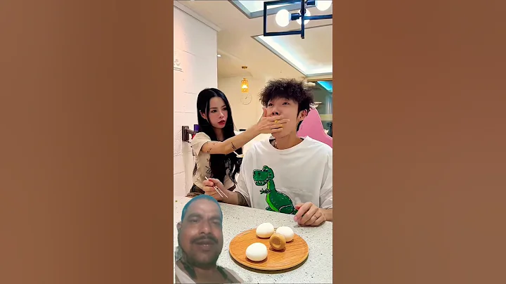 how this siblings eat duck egg 🥚🍳shorts​ #tiktok​ #funny​ #comedy​ #couple​