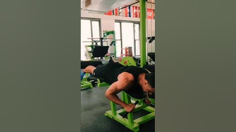 Hamstring Curl Mistakes to Avoid! 🚫💪 #hamstringcurls #legday #fittips