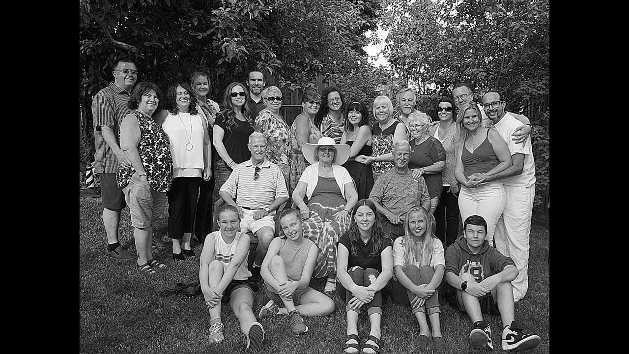 The Making of The Duggan Family Reunion Photo shoot!