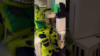 Famous Funny  #springtrap #fnaf #cosplay #fnafmovie #springlock #baby #cute #cutebaby #scared Profile