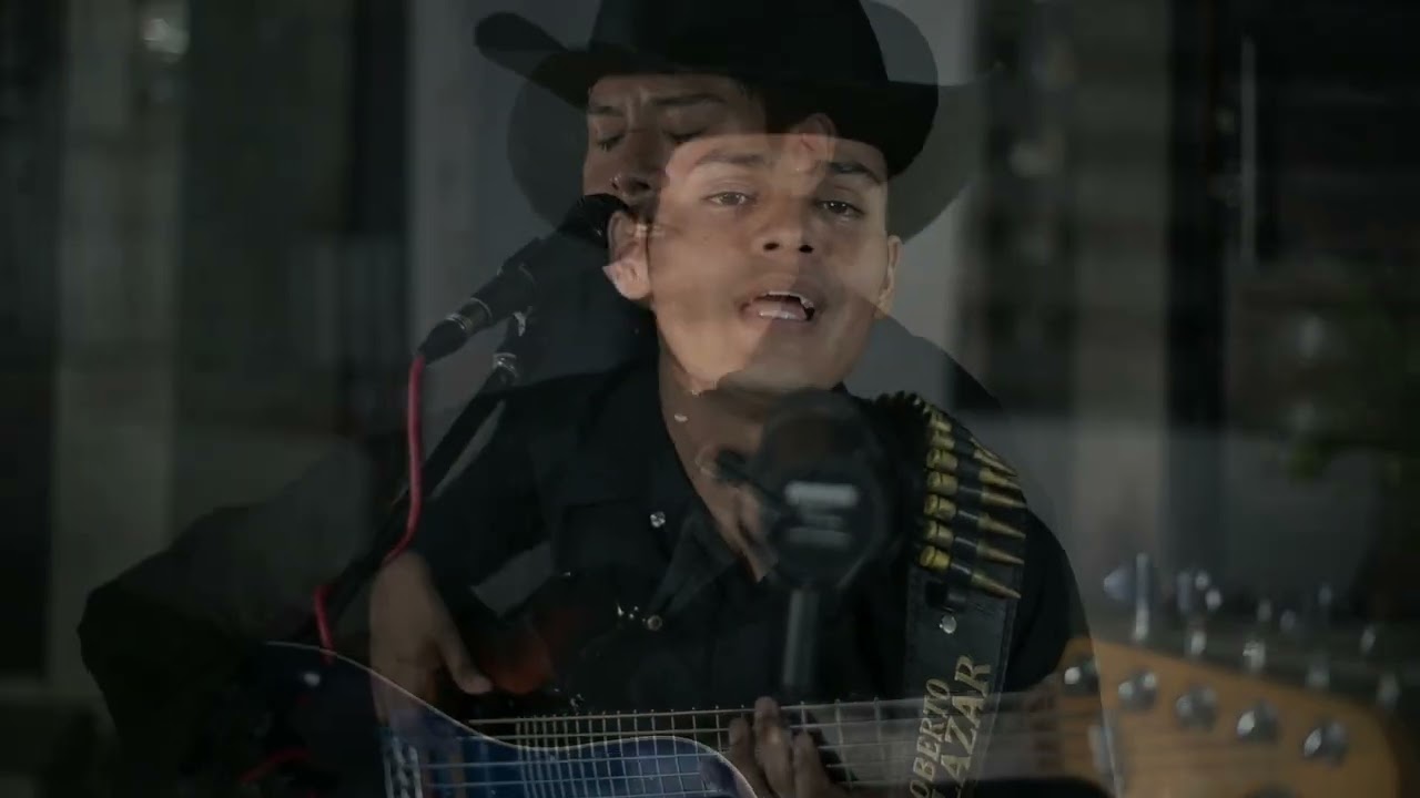 Los Hombres No Deben Llorar [ Roberto Salazar ]