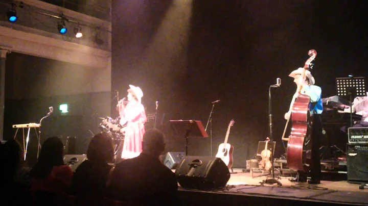 Patsy Cline Sue Lowry Edinburgh 20150411