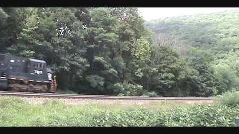 Lite Norfolk Southern SD80MACs Round Horseshoe Curve