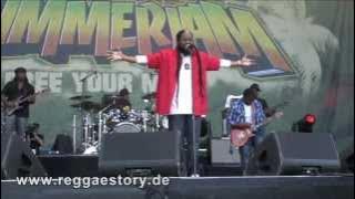 Morgan Heritage - Don´t Haffi Dread   A Man Is Still A Man   Jah Works - Summerjam 2013 - 2/3