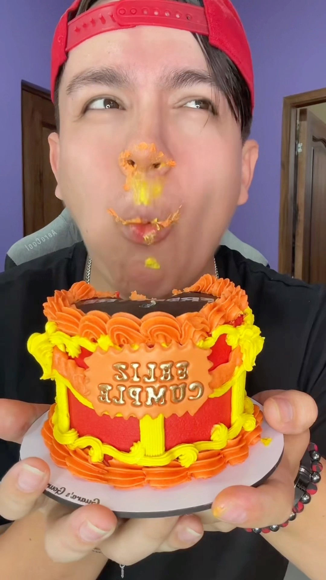 FELIZ CUMPLEAÑOS SUCO DE PIÑA!!