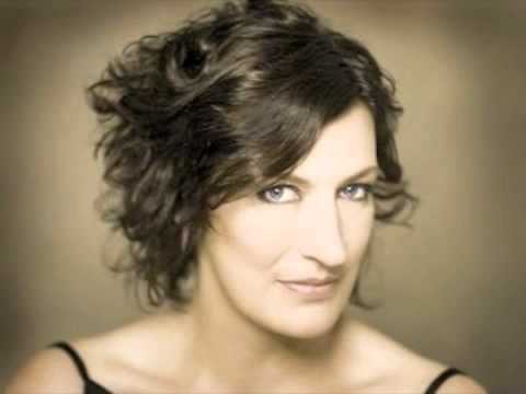 Sarah Connolly sings: "Pie Jesu" from the "Requiem...