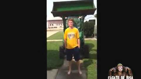 Ice Bucket Challenge FAIL - Accidente con  el tractor