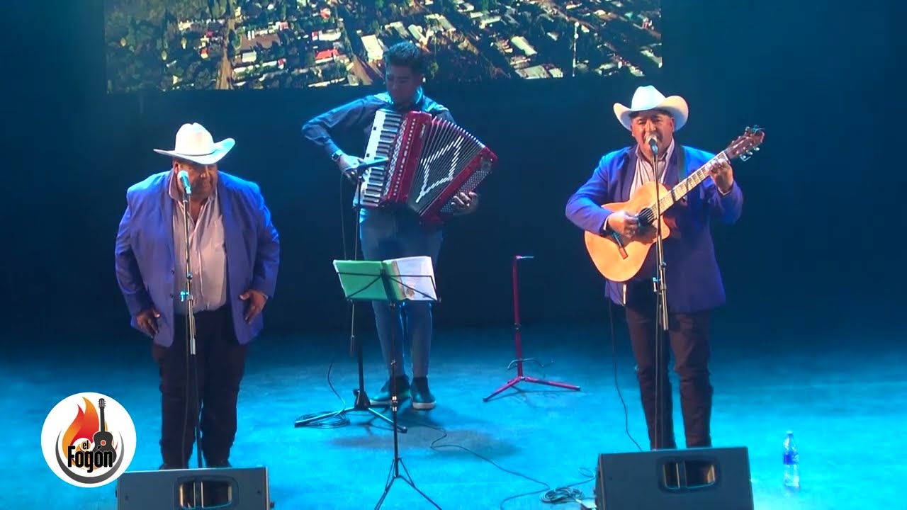 EL FOGON - TRES PARA EL CANTO