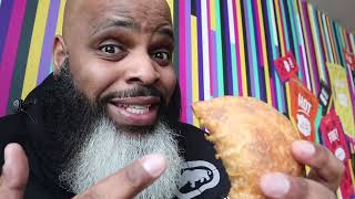 Taco Bell’s NEW Cheesy Chicken Crispanada Review!