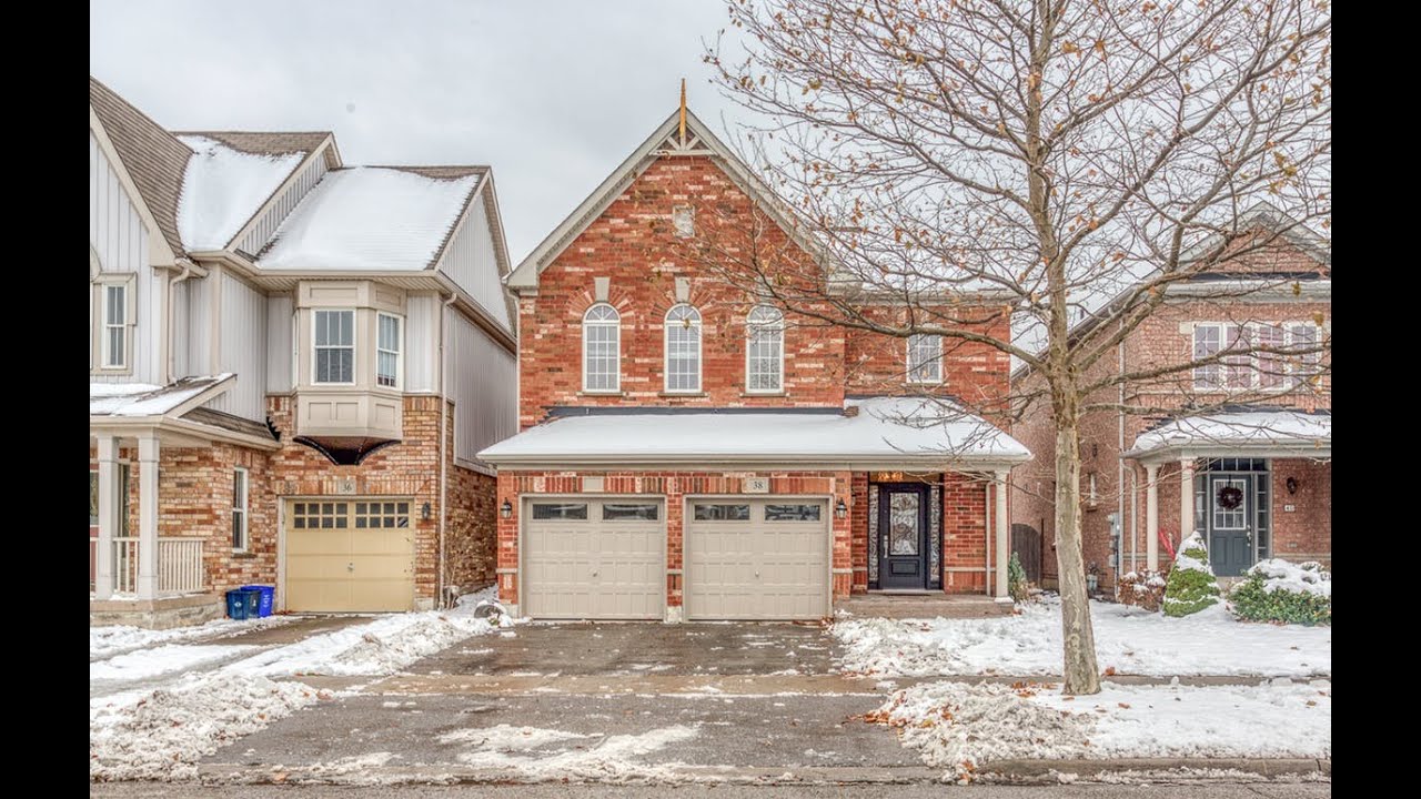 38 Middlecote Drive, Ajax