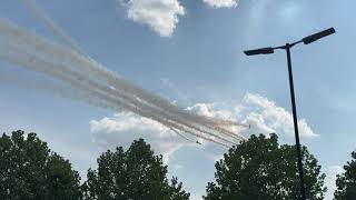 Planes flying at the Farnborough Air Show