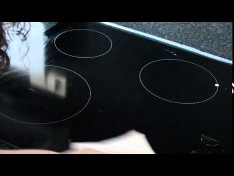 Video: Hoe maak je een keramische kookplaat thuis schoon?