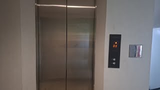 Download lagu RARE!!! OTIS 200VF? Traction Elevator at Amaris by Santika Hotel Cimanuk, Bandung Indonesia