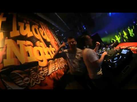 XXL Flugel Party