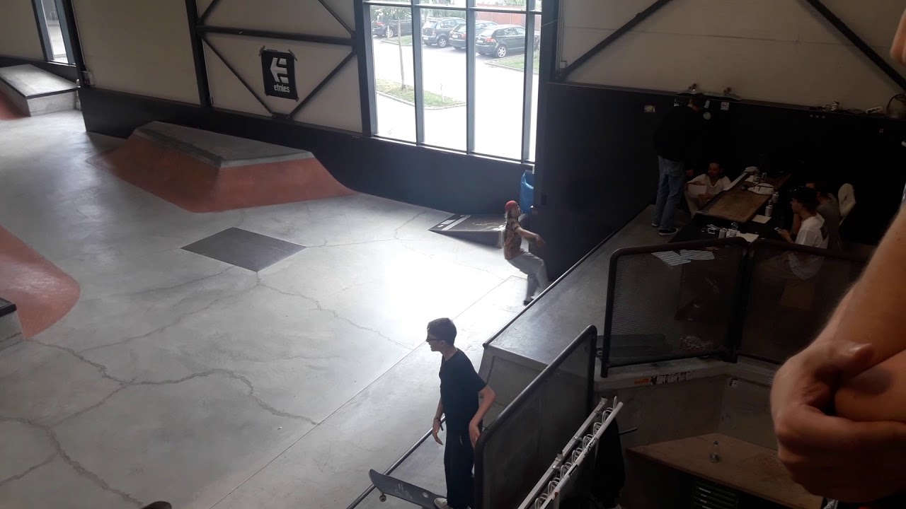 Stuttpark Stuttgart Titus Locals only 2018