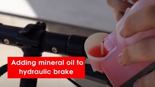 Adding mineral oil to hydraulic brake - Meeko Electric scooter. screenshot 3
