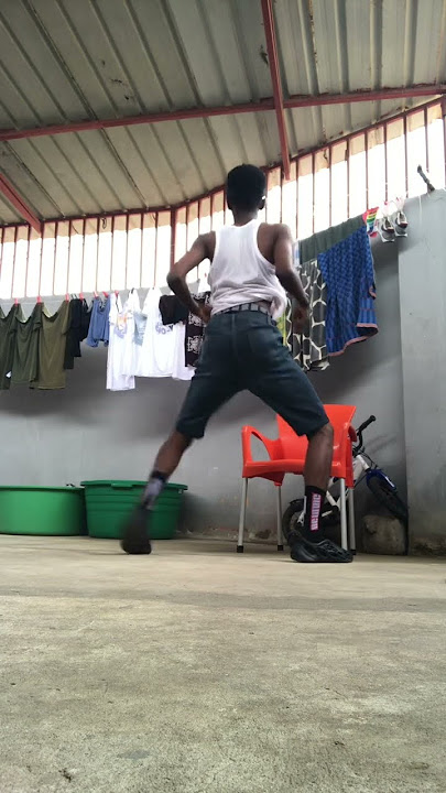Mete a bunda no chão Os Brazzucas & Ofudido