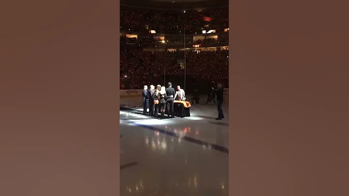 Ed Snider Banner raising  Philladelphia Flyers - O...
