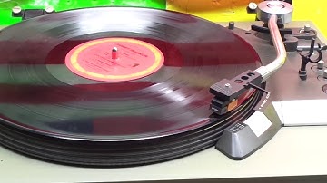 DEMO OF VINTAGE TECHNICS SL-23 TURNTABLE FOR SALE
