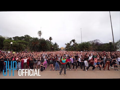 박진영 (J.Y. Park) "Groove Back" Dance Challenge in São Paulo, Brazil