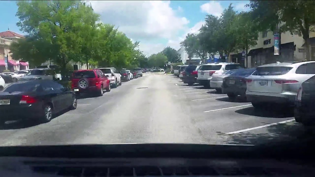 Smartphone App Lets Drivers Reserve St. Johns Town Center Parking Spots