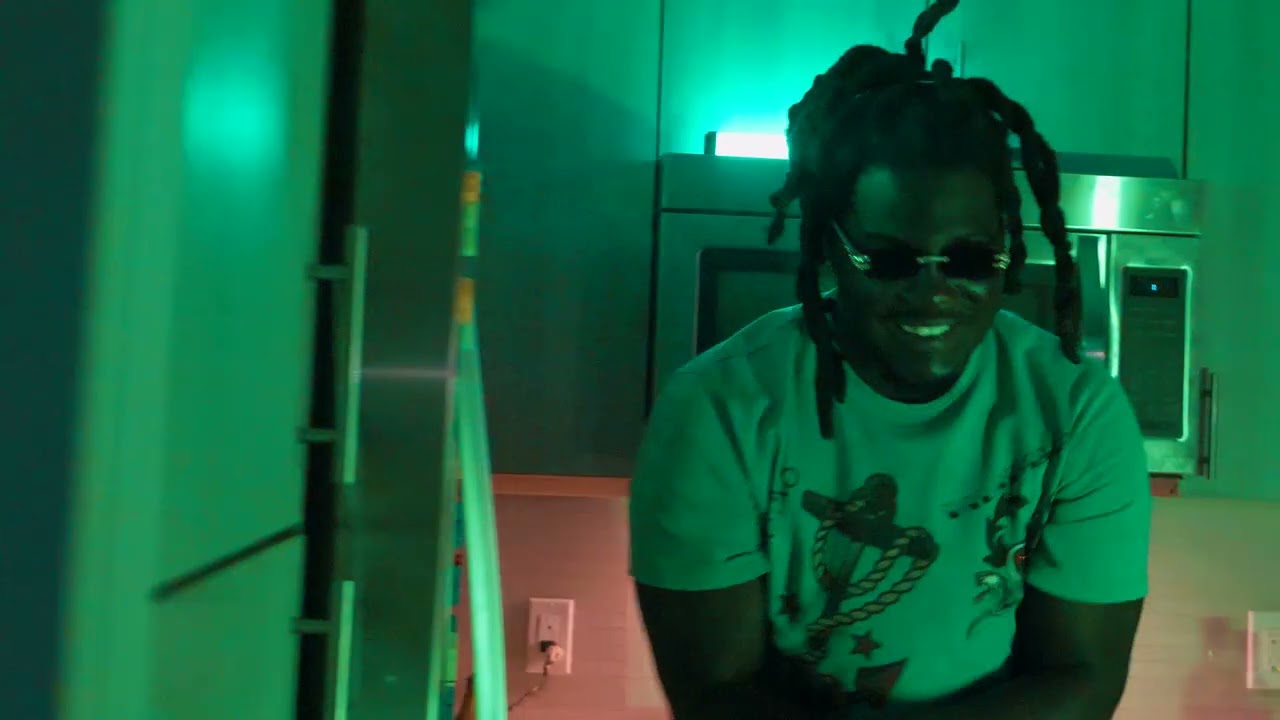 GuttaFam BigTwin feat Dee Jackson - Pharmaceuticals (Official Video)