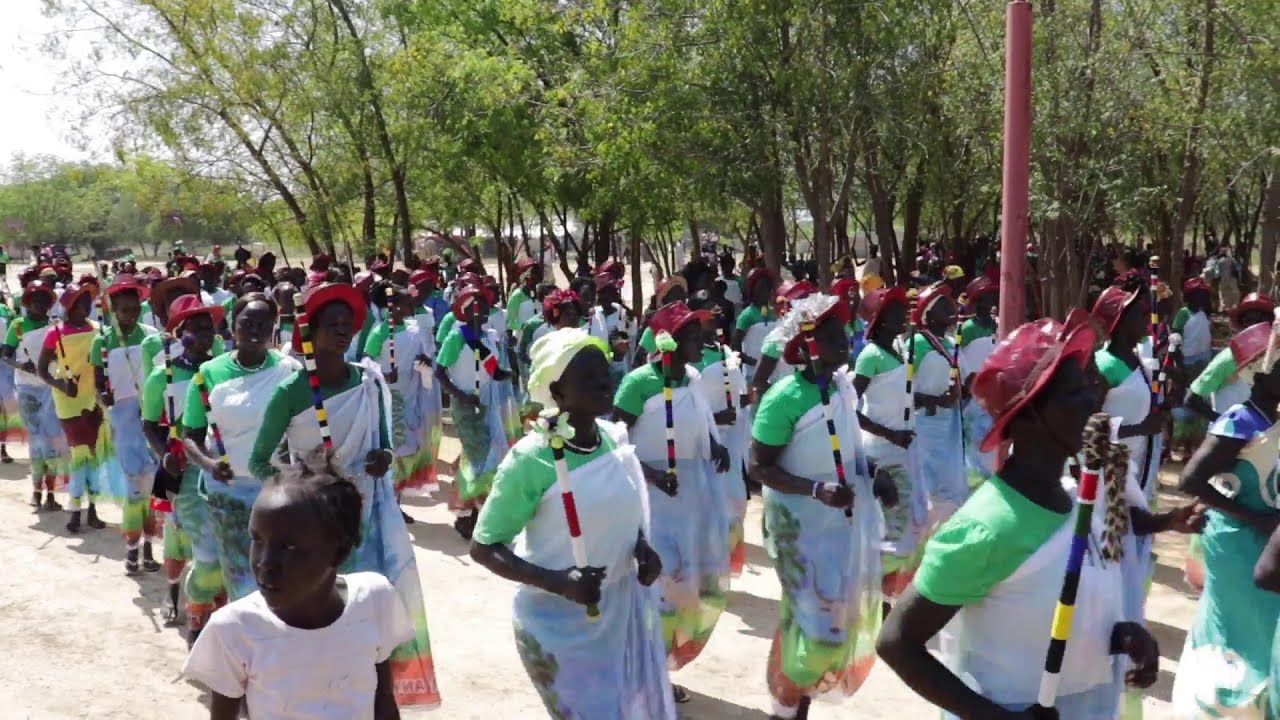 Ayen Borong by Diaar ke Palek and performed by Diar ke Palek in Bor