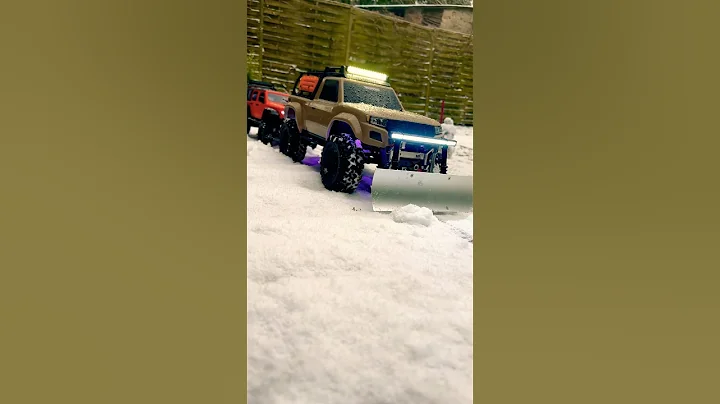 Rc Offroad cars in snow action ❄️ Mn128 , ZP1006 , TRX4 sport 😎 for more subscribe my channel 👍🏻