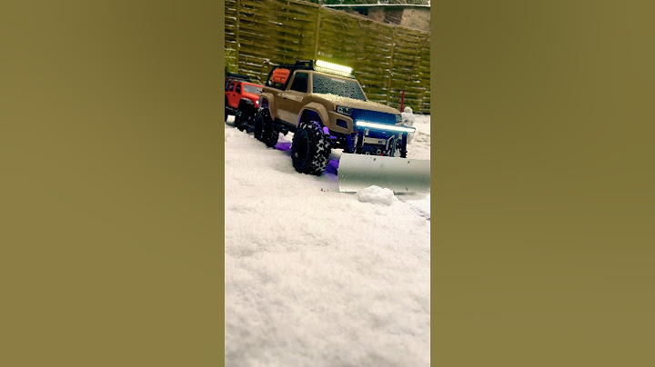 Rc Offroad cars in snow action ❄️ Mn128 , ZP1006 , TRX4 sport 😎 for more subscribe my channel 👍🏻