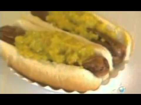 Видео: Hot Grill срещу Rutt's Hut: Clifton, NJ's Hot Dog Battle