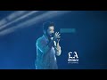 Repleto de emoción, Camilo disfruta con lleno total su primer concierto en Los Ángeles